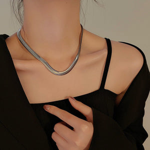 European And American Ins Fashionable Retro Simple High-grade Titanium Steel Necklace
